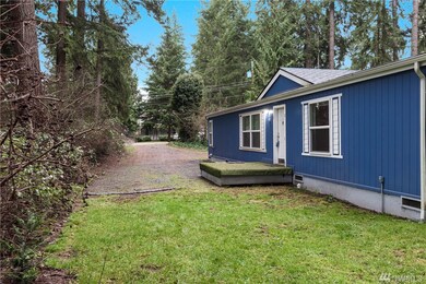 17010 Arborvitae Ct SE, Yelm, WA 98597 - photo 3