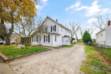 823 Custer Dr, Toledo, OH 43612 - photo 2