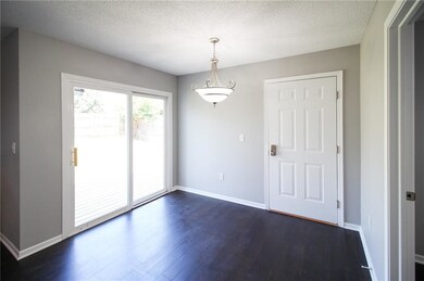 2616 Whispering Ridge Dr, Des Moines, IA 50320 - photo 6