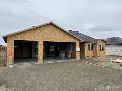 2377 3rd St SE, Wenatchee, WA 98802 - photo 3