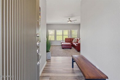 04-Foyer