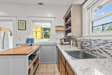 605 T St, Sacramento, CA 95811 - photo 6