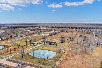 10015 County Road 168, Alvin, TX 77511 - photo 4