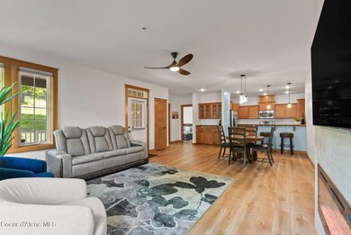 Inside-Spokane-Greenchain-6
