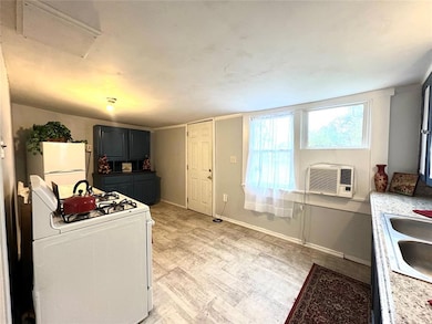 611 N Chapman Ave, Shawnee, OK 74801 - photo 7