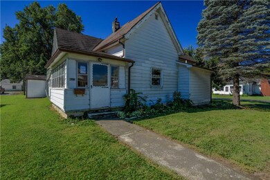 315 W Plum St, Thorntown, IN 46071 - photo 2