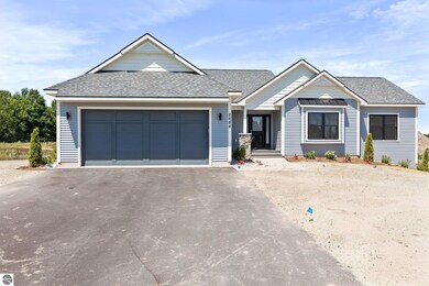 2684 Loop Dr, Traverse City, MI 49685 - photo 2