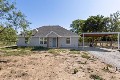 136 Tnt Ct, Springtown, TX 76082 - photo 2