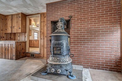 76 E Stark St, Nashua, NH 03064 - photo 5