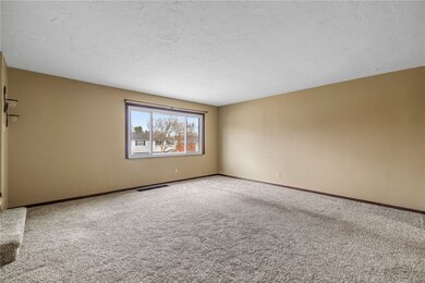 1514 Dunluce Dr, Pittsburgh, PA 15227 - photo 7