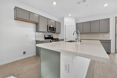 334 Adufe Dr, Henderson, NV 89015 - photo 5