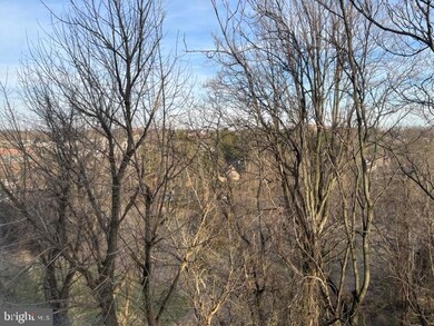 Radnor House unit 224, Bryn Mawr, PA 19010 - photo 2