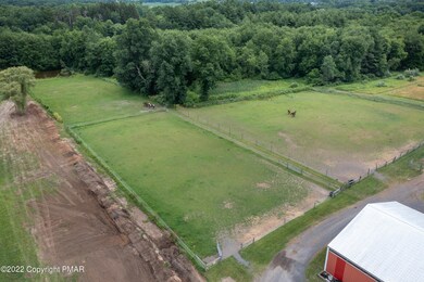 167 Old Stagecoach Rd, Gilbert, PA 18331 - photo 7