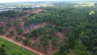 0011 S Post Rd, Guthrie, OK 73044 - photo 2