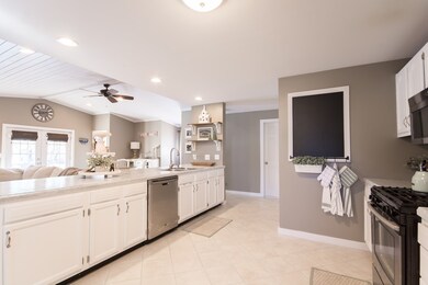 1367 Robeson St, Fall River, MA 02720 - photo 7