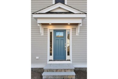 552 Saw Mill Brook Pkwy, Newton Center, MA 02459 - photo 3