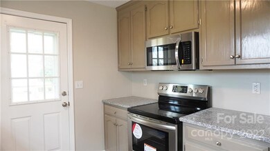 1017 Courtney Cove Ct unit 4, Gastonia, NC 28052 - photo 6