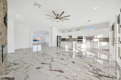 11530 S Morningside Dr, Goodyear, AZ 85338 - photo 7