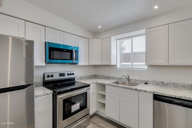 3801 W Dunlap Ave, Phoenix, AZ 85051 - photo 7