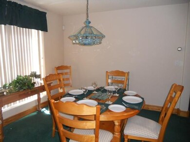 Formal Dining