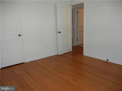 53 Llanfair Rd unit E, Ardmore, PA 19003 - photo 6
