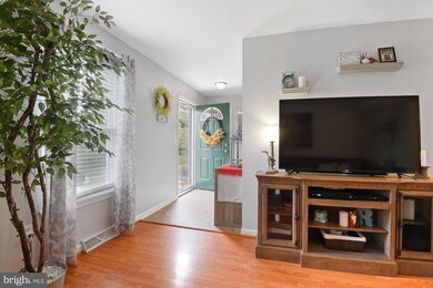 1006 Balsam Ln, Sykesville, MD 21784 - photo 5