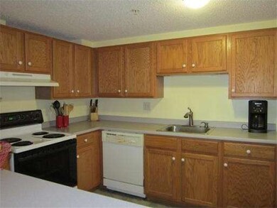 79 Waite St unit EXT, Malden, MA 02148 - photo 5