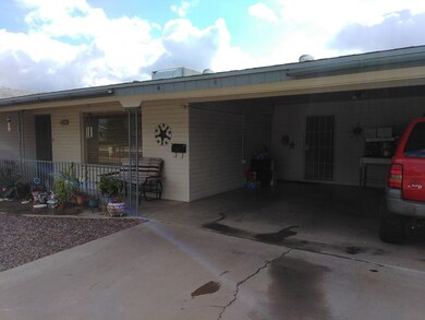 porch & Carport