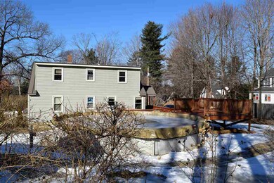 28 Dodge St, Rochester, NH 03867 - photo 2