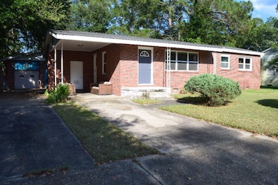 2004 Charlton Dr, Dothan, AL 36303 - photo 2