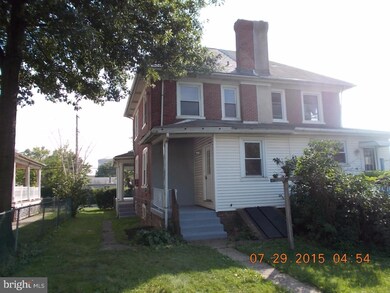 331 W 7th St, Lansdale, PA 19446 - photo 2