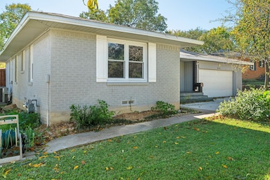 1714 E Union Bower Rd, Irving, TX 75061 - photo 3