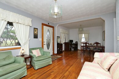 Living Room & Dining Area