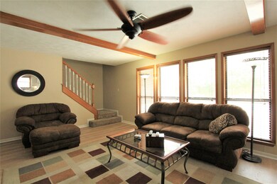 12306 Oak Park Cir, Houston, TX 77070 - photo 6