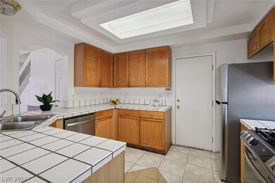 Brand New Stainless Steel Oven & 5 Burner Gas Stov