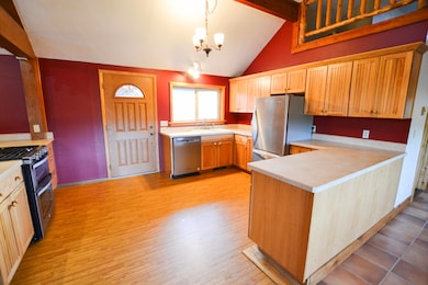 812 Railroad Ln, Lewistown, MT 59457 - photo 3