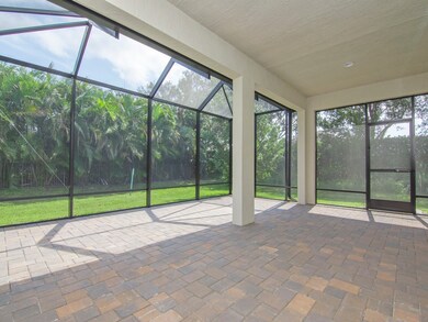 LOOK HOW BIG THE SCREENED PORCH IS!