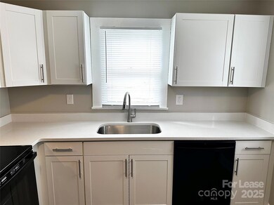 208 S Lexington Dr, Lexington, NC 27292 - photo 5