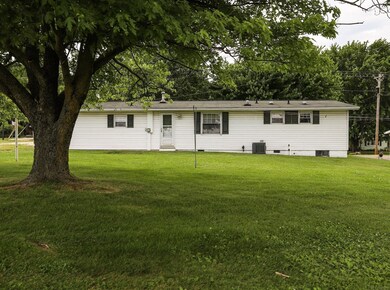 213 N Truman Rd, Jasper, IN 47546 - photo 5