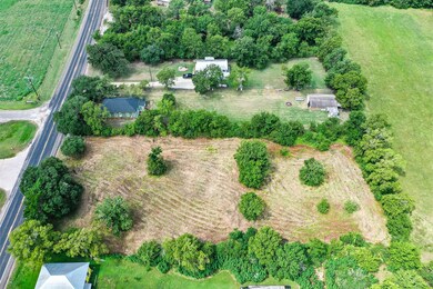 19267 Sh 30, Shiro, TX 77876 - photo 4