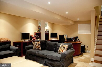 8611 Lynbrook Dr, Bethesda, MD 20814 - photo 5