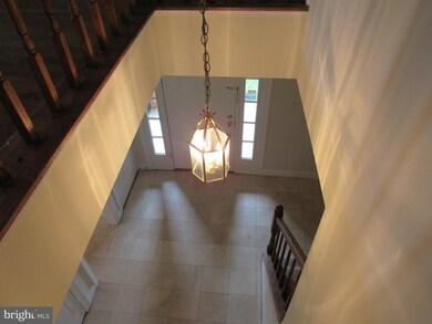 2 Coach House Dr, Owings Mills, MD 21117 - photo 4