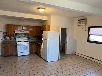 350 S Broadway unit 2, Lawrence, MA 01843 - photo 3