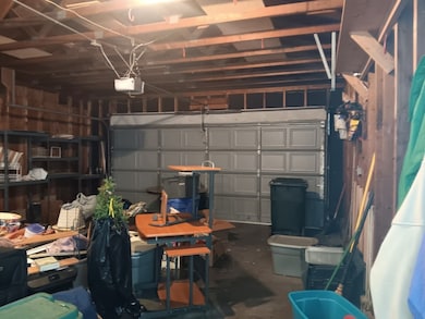 2307 W 38th Place, Davenport, IA 52806 - photo 6