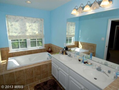 12513 Rickwood Ct, Bristow, VA 20136 - photo 6