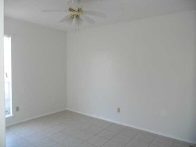 10514 Ashwood Dr unit D, El Paso, TX 79935 - photo 5