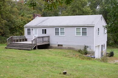 328 W Sutton Rd, Sutton, MA 01590 - photo 4