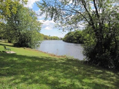 221 Mt Auburn unit 111, Cambridge, MA 02138 - photo 4