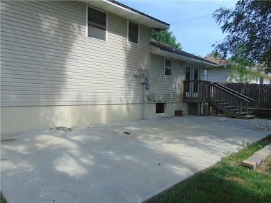 nice triple patio... (I should have picked up stic