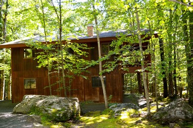 803 Hickory Ct, Hawley, PA 18428 - photo 2